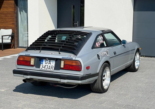 Nissan 280 ZX cena 78999 przebieg: 120000, rok produkcji 1983 z Gdynia małe 79